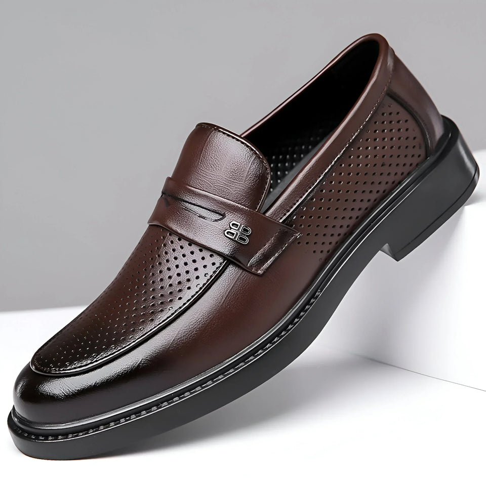 Biagio Mocasines Penny de Cuero Perforado