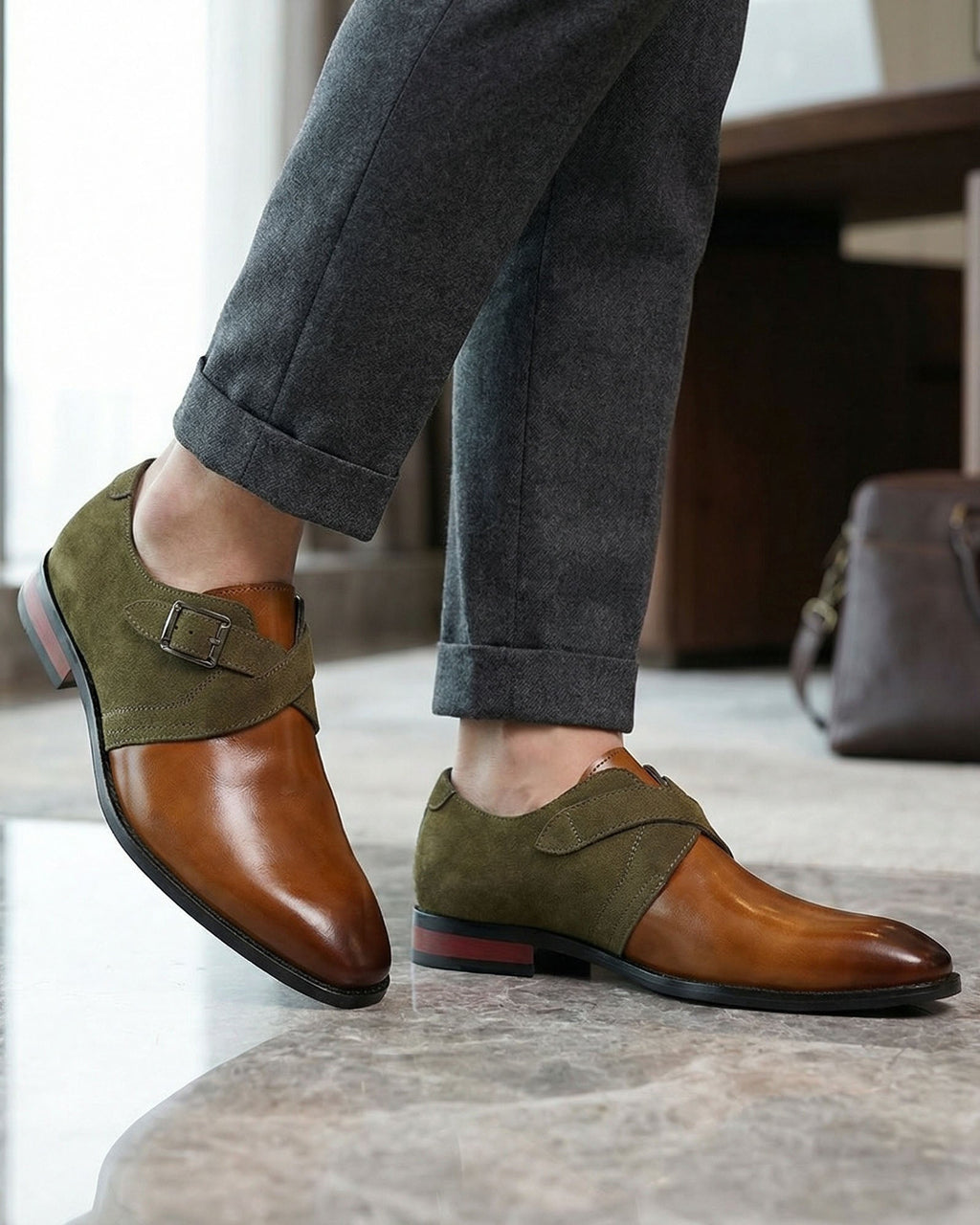Riccardo Zapato de Cuero con Hebilla Monje